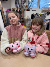 Load image into Gallery viewer, Palm Pals Sewing Workshop