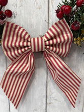 Load image into Gallery viewer, ADULT  CHRISTMAS WREATH Sewing and Needle Felting Workshop