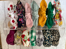 Load image into Gallery viewer, Covered hairband