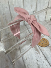 Load image into Gallery viewer, Covered hairband