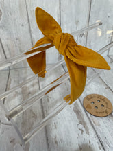 Load image into Gallery viewer, Covered hairband