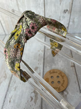 Load image into Gallery viewer, Covered hairband