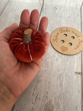 Load image into Gallery viewer, Mini Pumpkins Set of 3