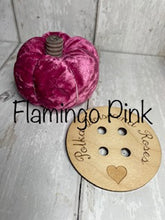 Load image into Gallery viewer, Set of 3 Velvet Pumpkins