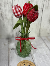 Load image into Gallery viewer, Set of 3 tulips
