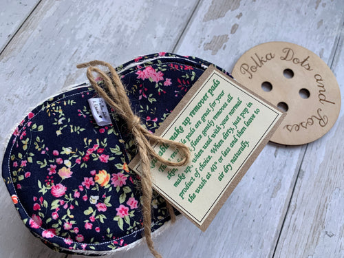These pads are made from patterned cotton, soft, soft fleece and absorbent, environmentally friendly bamboo wadding. They are made with two large sections so you can remove your eye make up separately to your facial make up, They can be washed at 40 degrees and then left to air dry naturally.  These come in either a pack of 3 or 7.